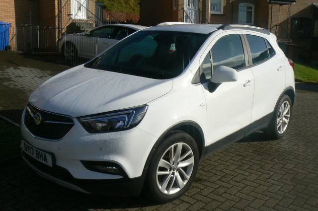 Vauxhall Mokka X 1.6i Active 5dr Hatchback Petrol White