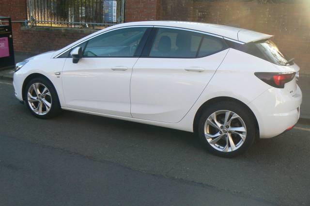 2016 Vauxhall Astra 1.4T 16V 150 SRi 5dr
