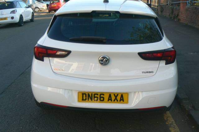 2016 Vauxhall Astra 1.4T 16V 150 SRi 5dr