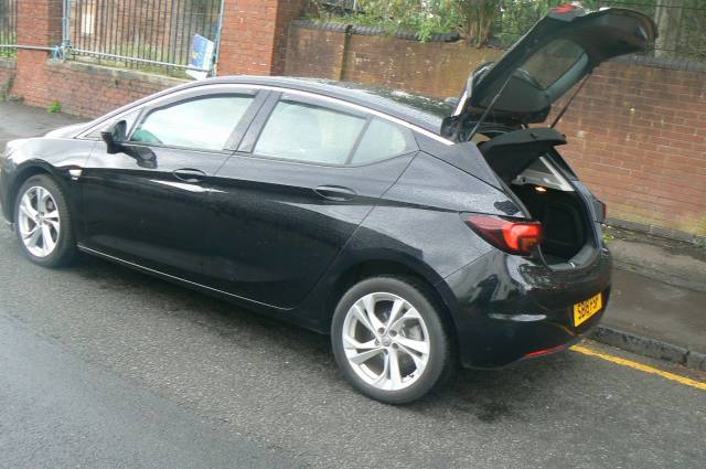 2018 Vauxhall Astra 1.4T 16V 150 SRi 5dr