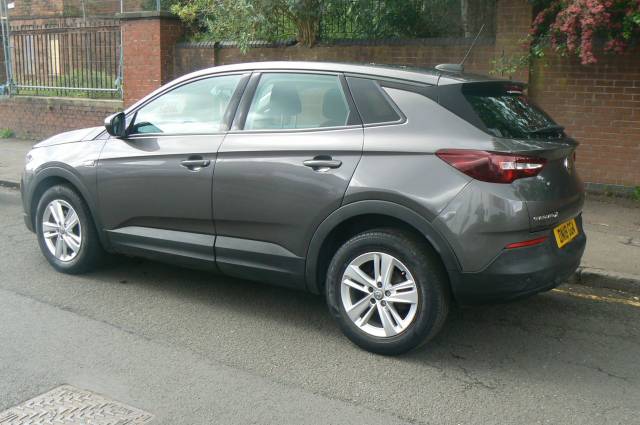 2018 Vauxhall Grandland X 1.2 Turbo SE 5dr